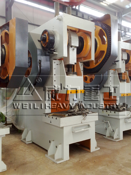 開式固定臺(tái)200噸沖床