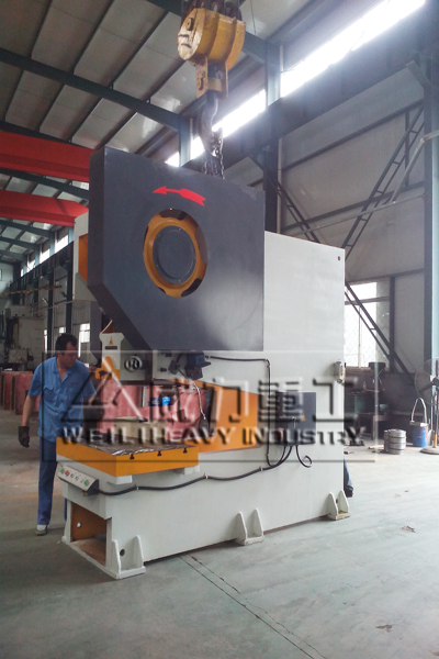 100噸深喉沖床喉深1250mm